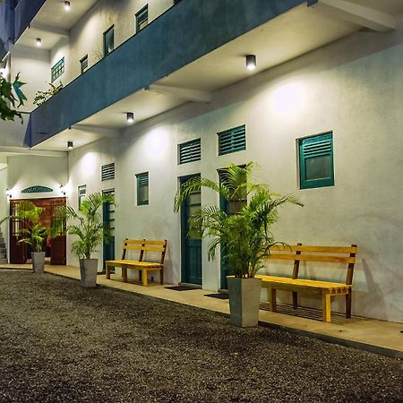 Colombo Beach Hostel 마운트 라비니아 외부 사진