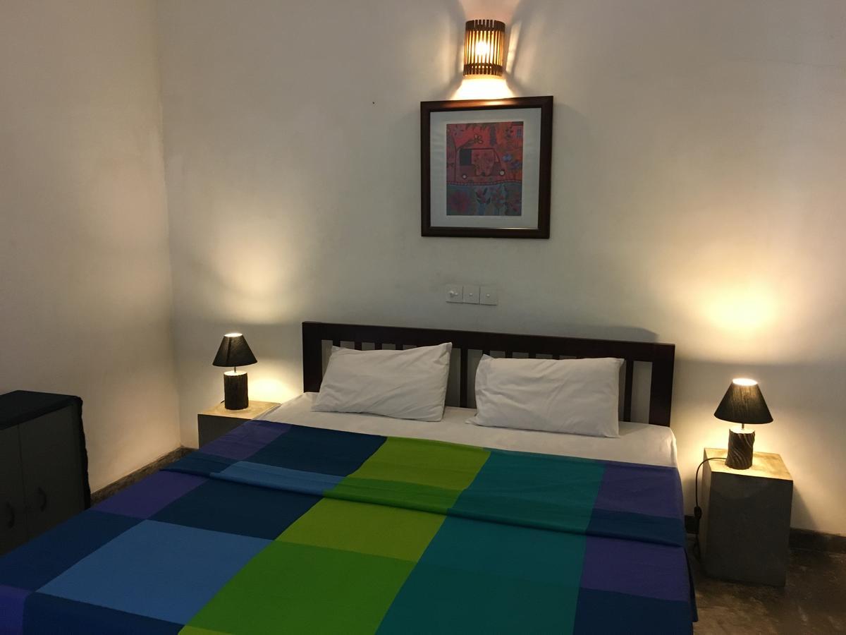 Colombo Beach Hostel 마운트 라비니아 외부 사진