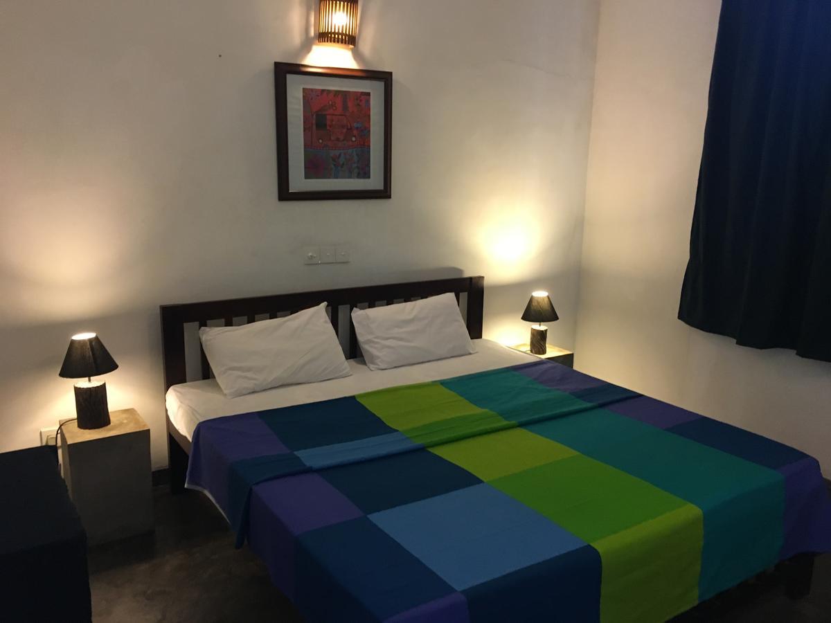 Colombo Beach Hostel 마운트 라비니아 외부 사진